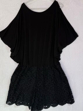 Boston Proper Cold Shoulder Crochet Bottom Black Romper Sz XLarge